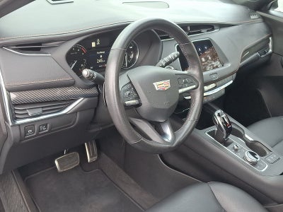 2022 Cadillac XT4 Sport