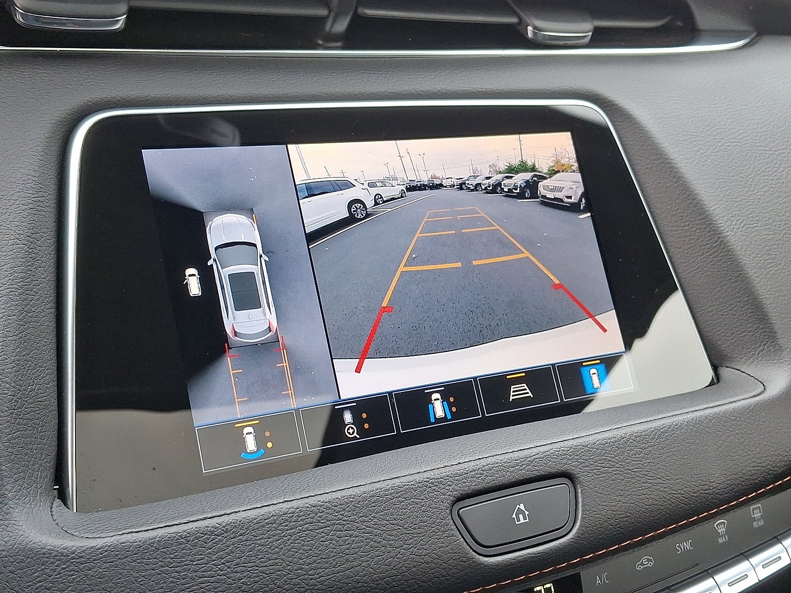 2022 Cadillac XT4 Sport