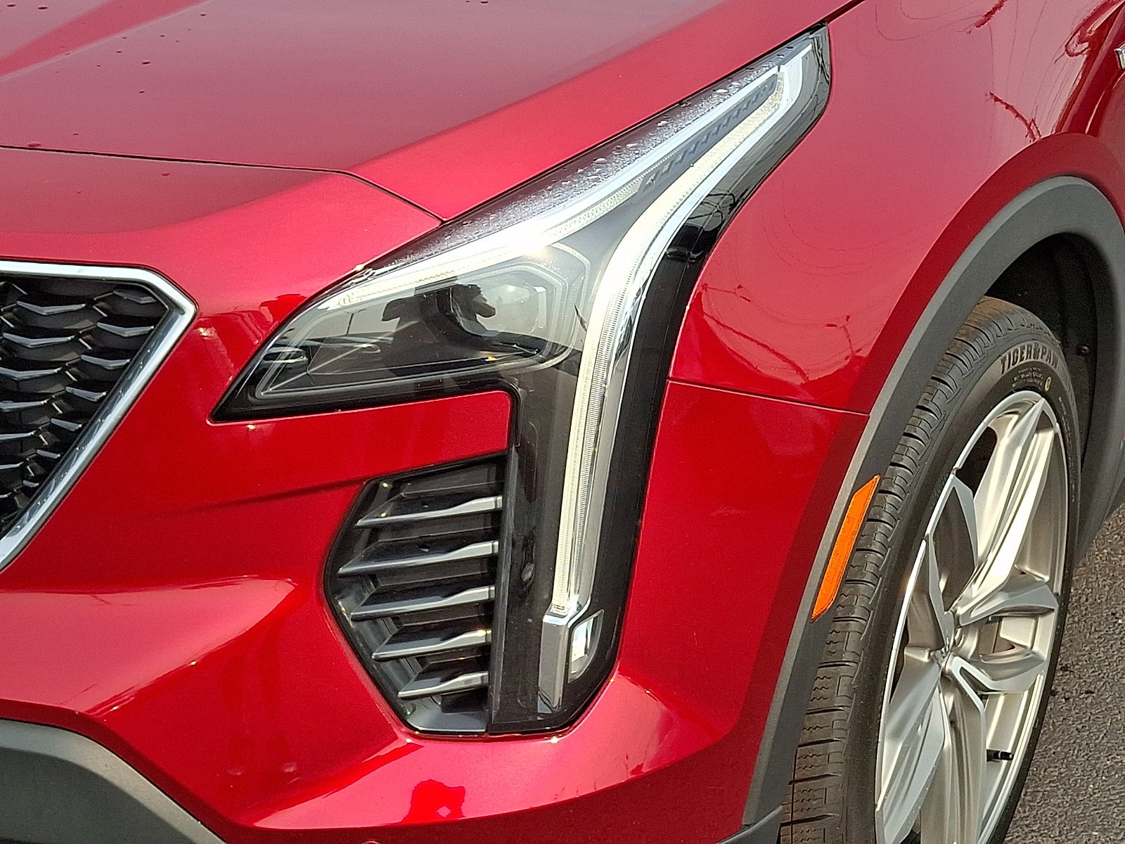 2023 Cadillac XT4 AWD Sport