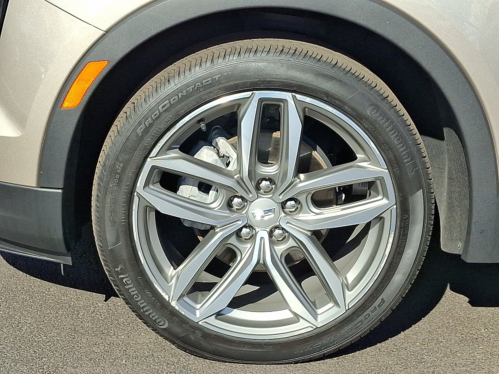 2023 Cadillac XT4 Sport