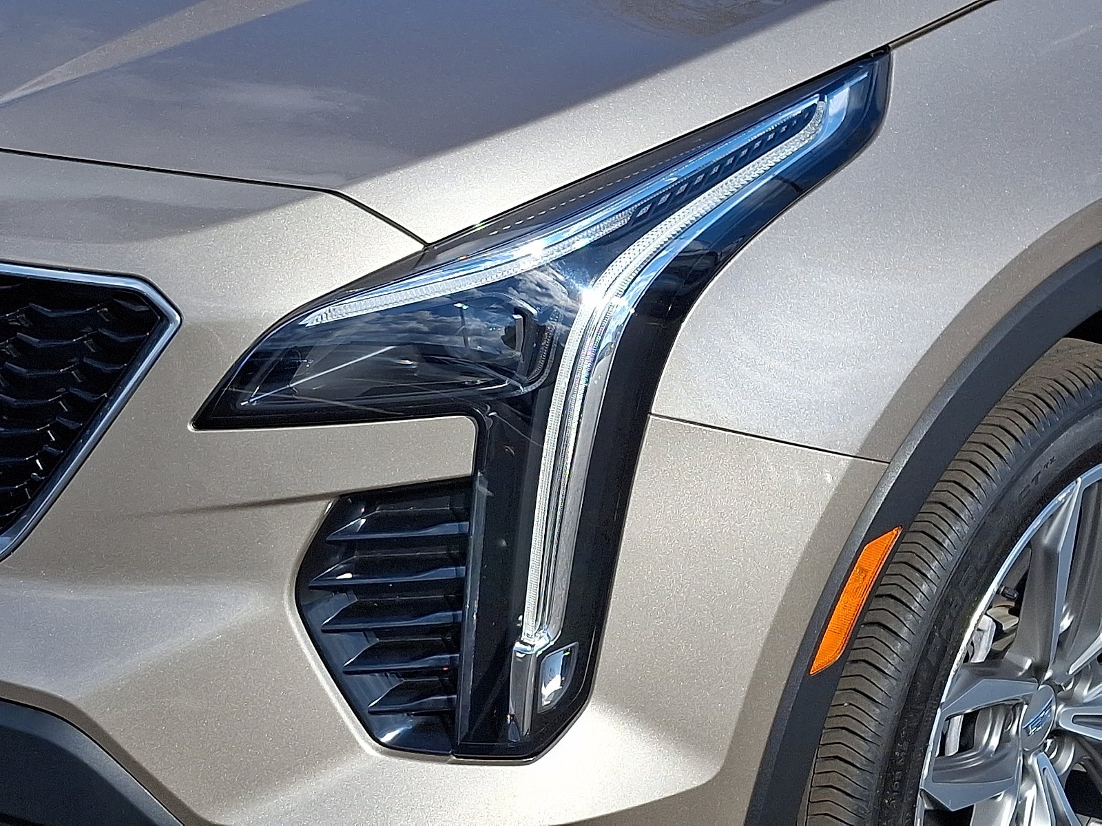 2023 Cadillac XT4 Sport