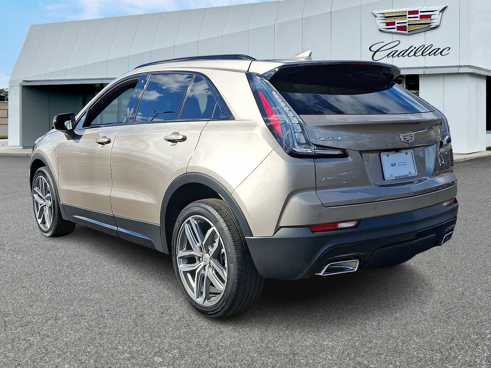 2023 Cadillac XT4 Sport