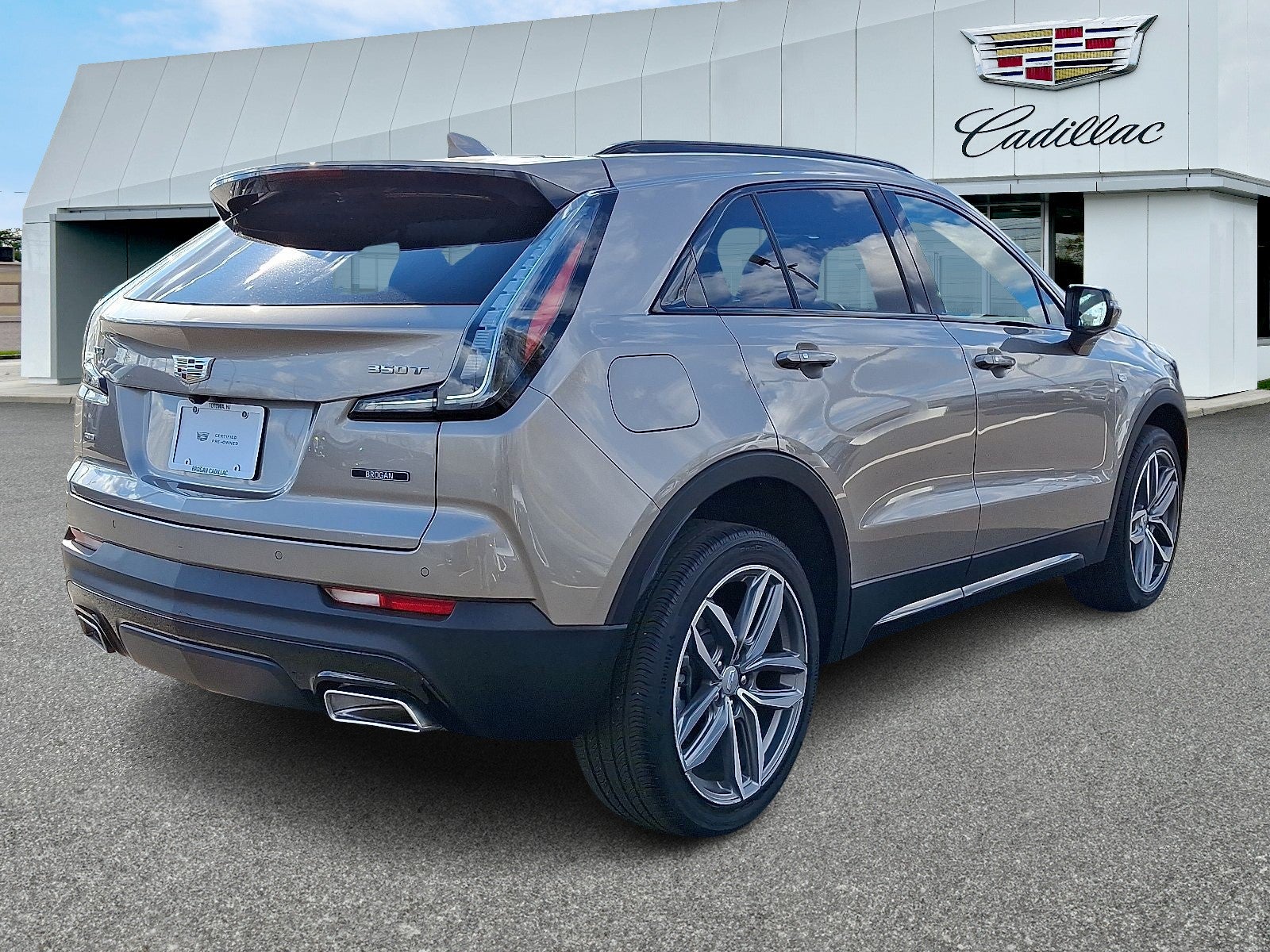 2023 Cadillac XT4 Sport