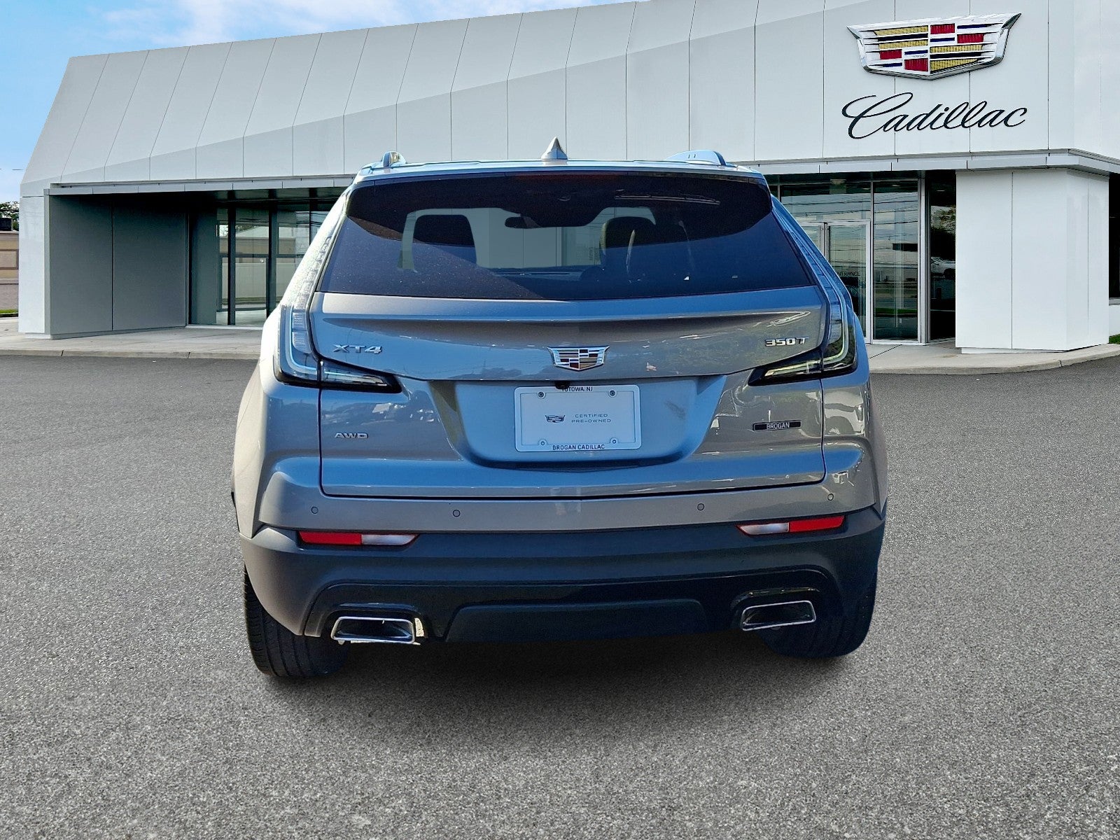 2023 Cadillac XT4 AWD Sport