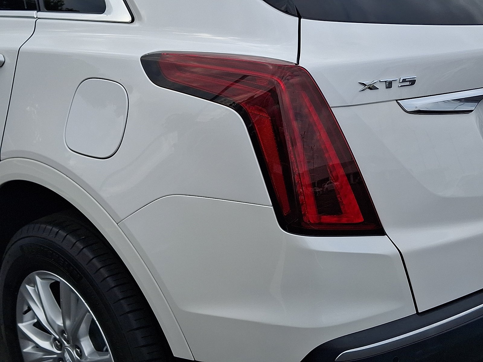 2023 Cadillac XT5 Luxury