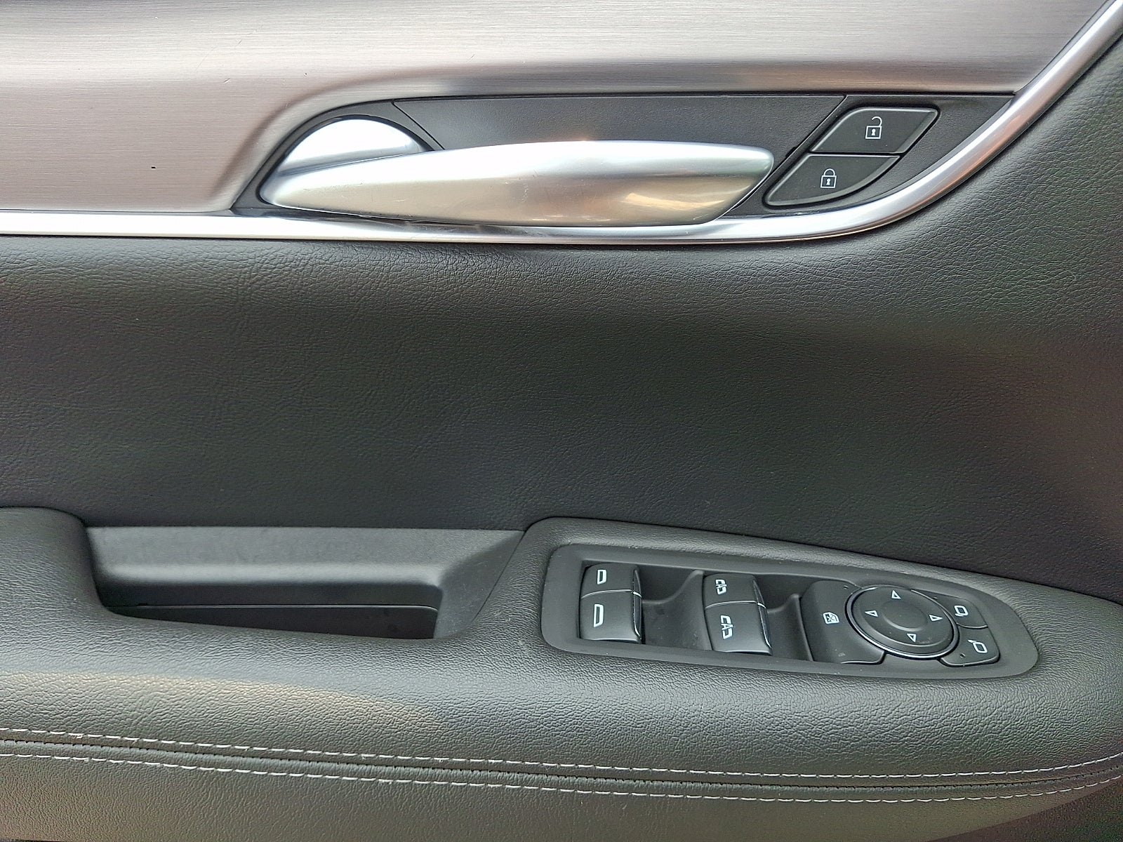 2023 Cadillac XT5 Luxury