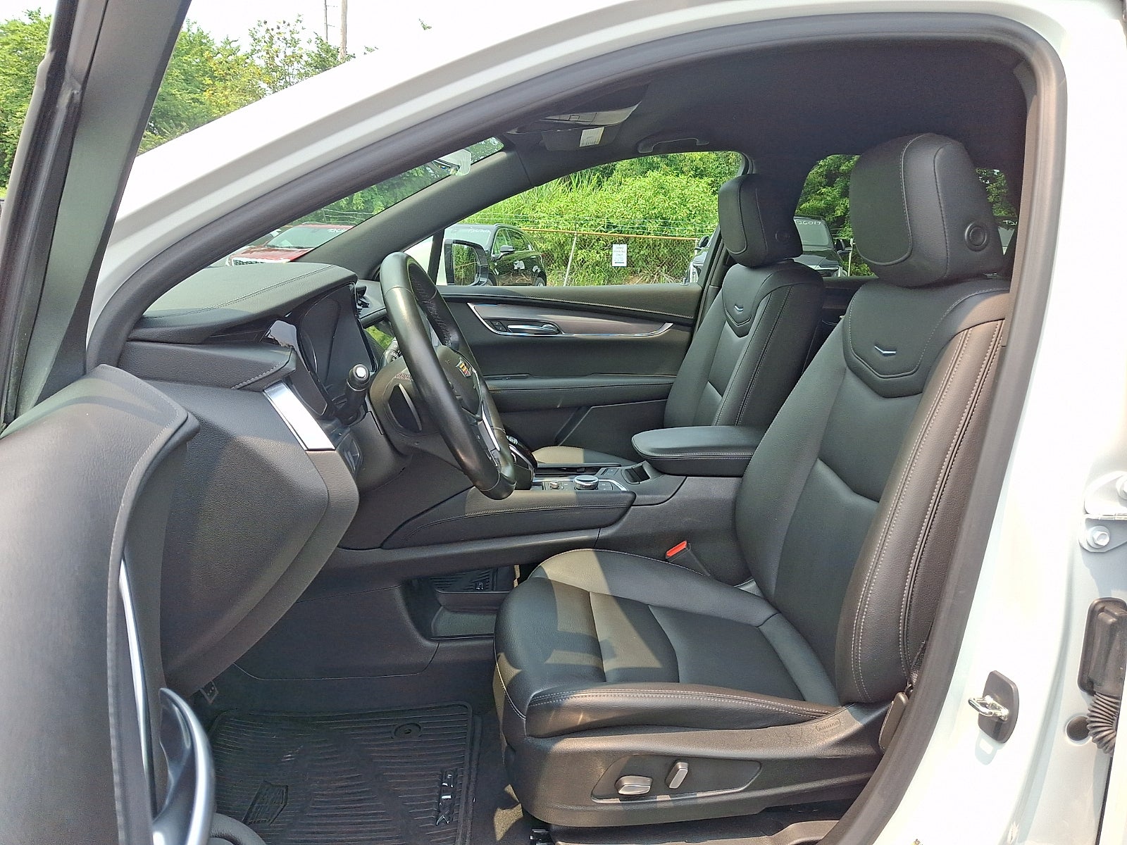 2023 Cadillac XT5 Luxury
