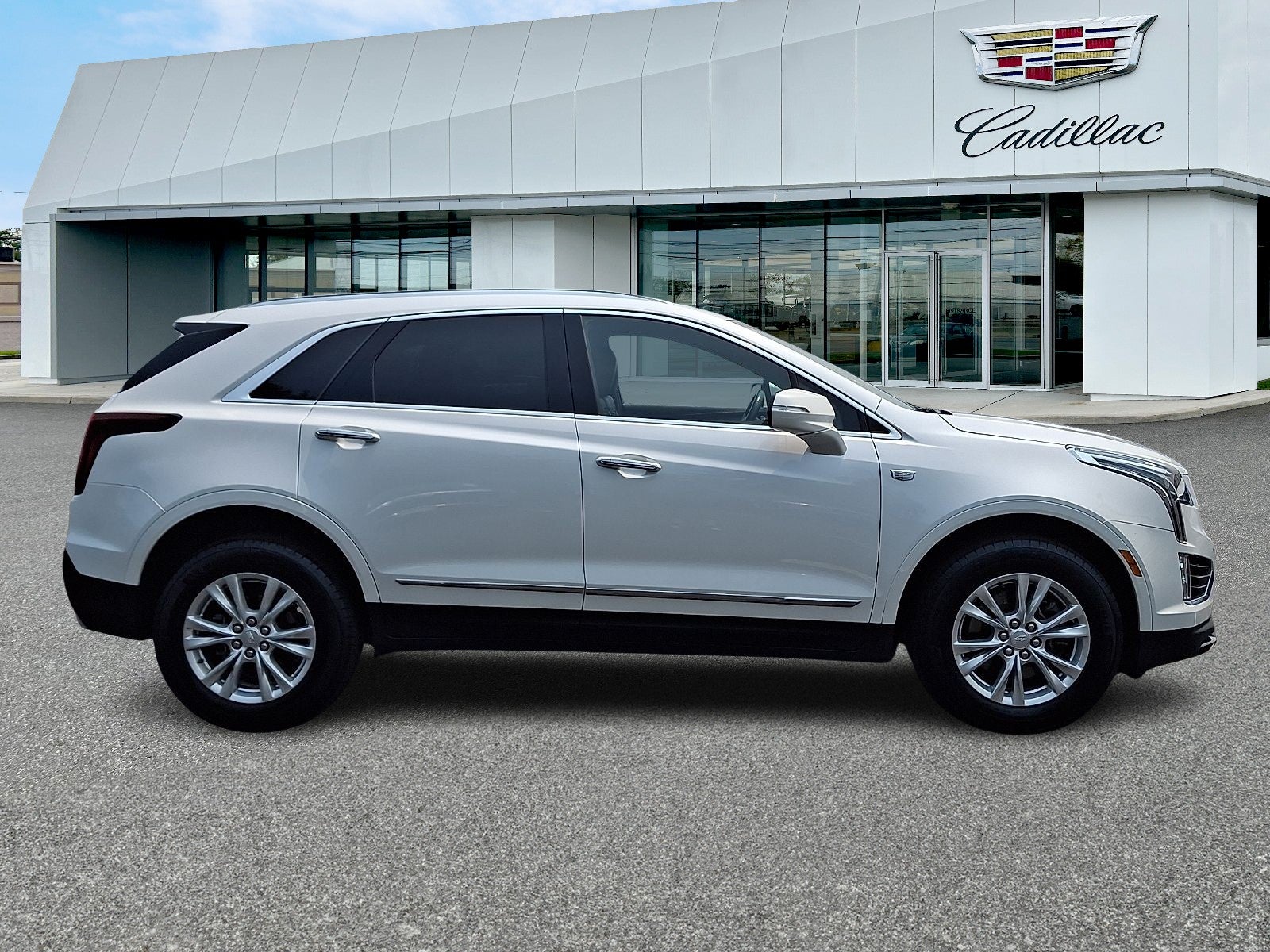 2023 Cadillac XT5 Luxury