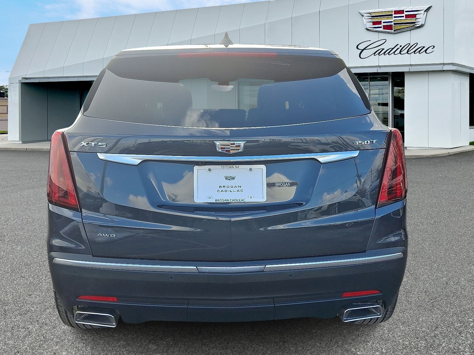 2022 Cadillac XT5 Luxury