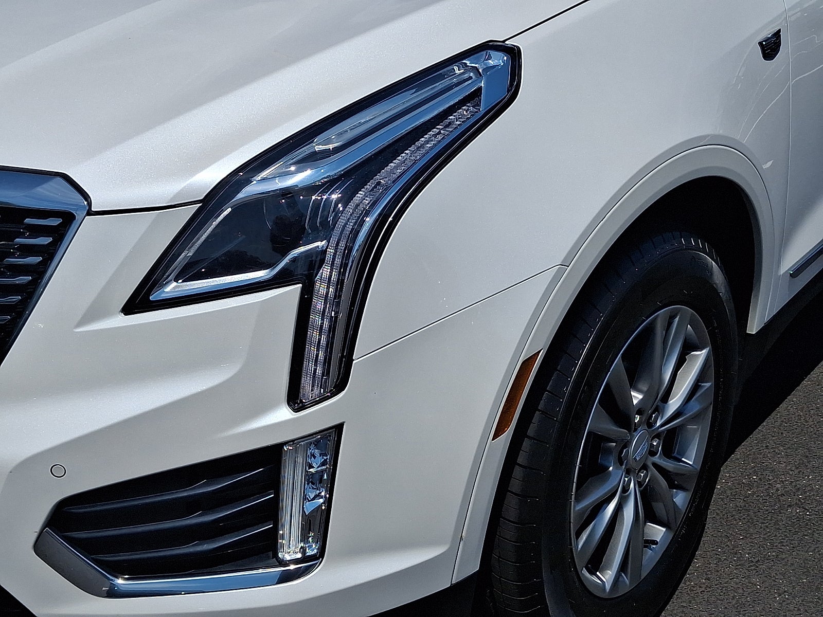 2022 Cadillac XT5 Premium Luxury