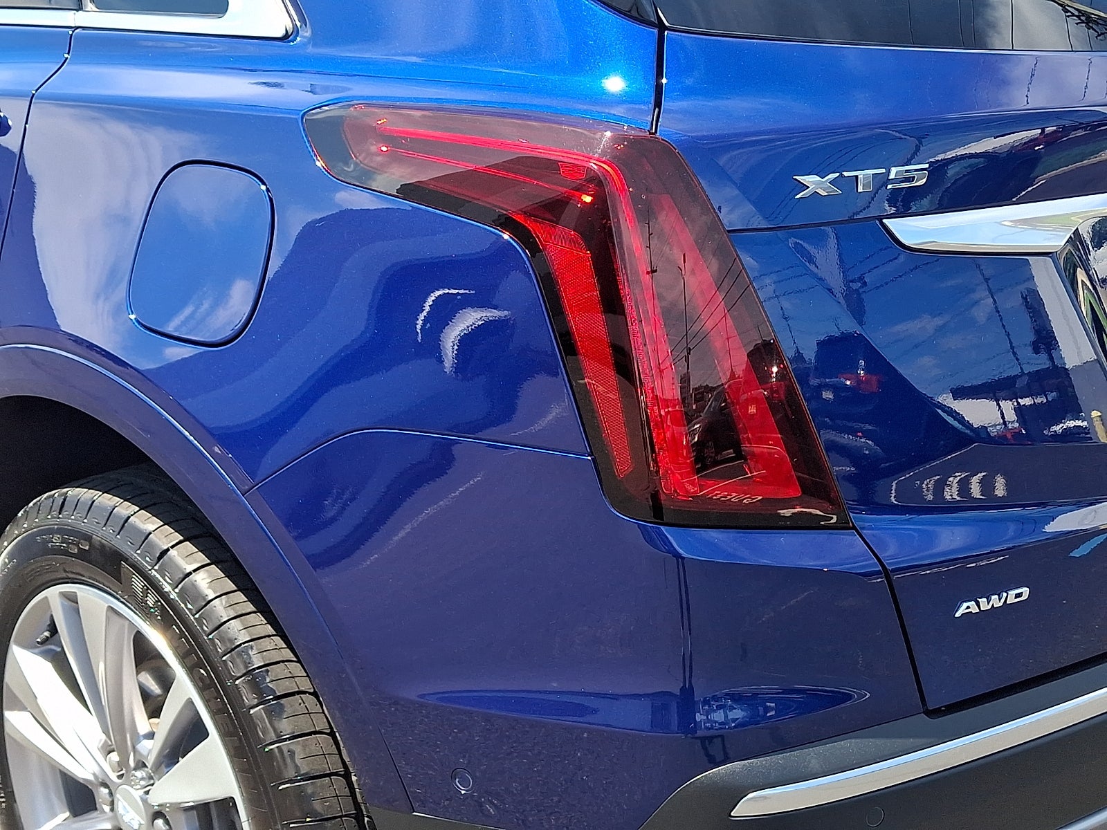 2023 Cadillac XT5 Premium Luxury