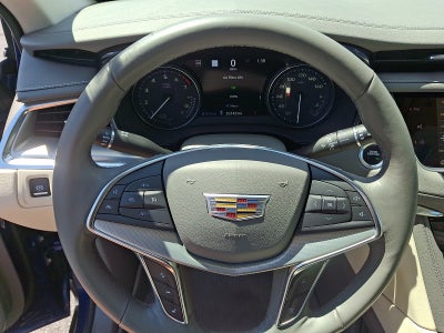 2023 Cadillac XT5 Premium Luxury