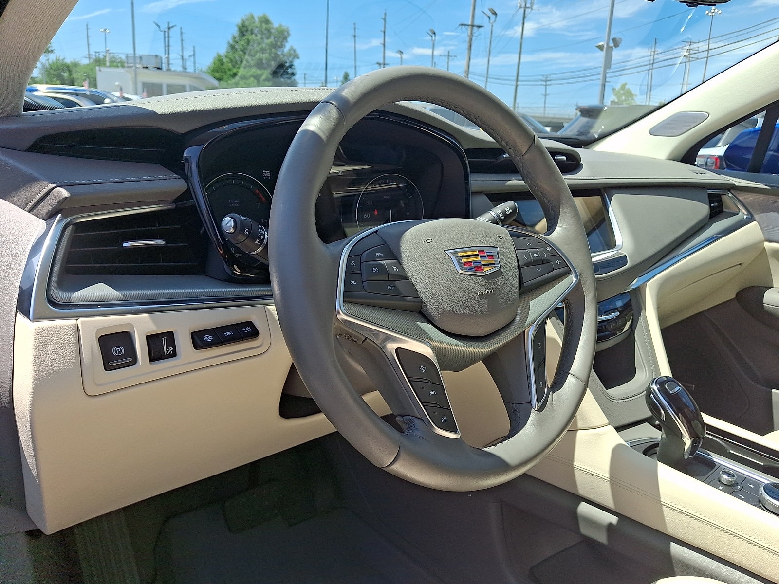 2023 Cadillac XT5 Premium Luxury