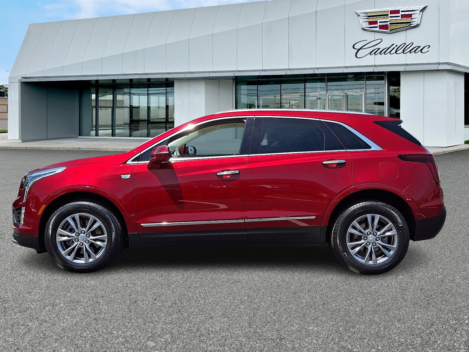 2023 Cadillac XT5 Premium Luxury