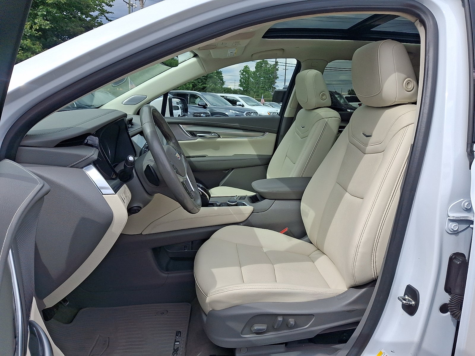 2023 Cadillac XT5 AWD Premium Luxury