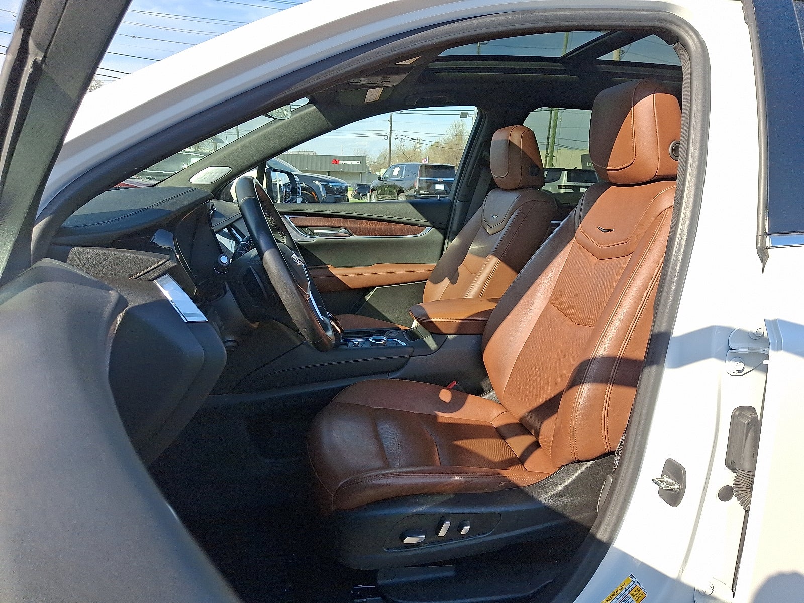 2022 Cadillac XT5 Premium Luxury