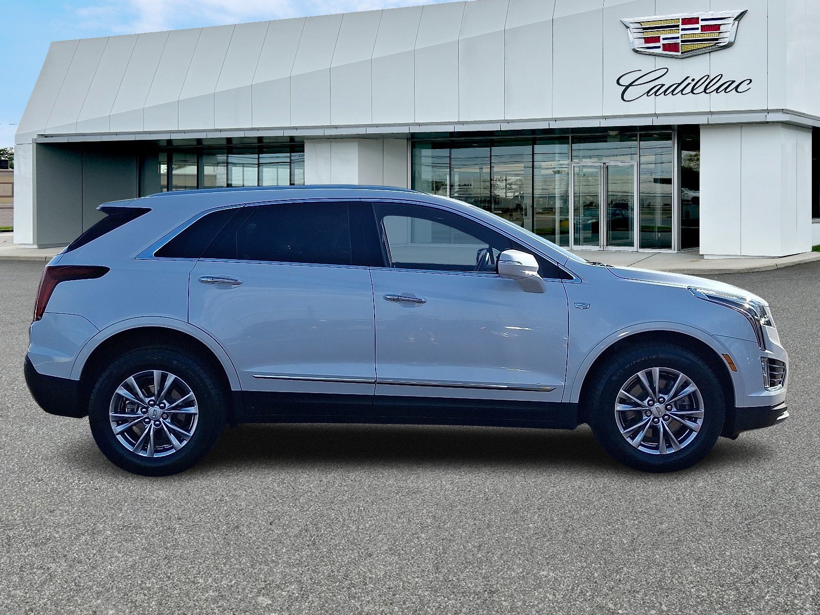 2022 Cadillac XT5 Premium Luxury