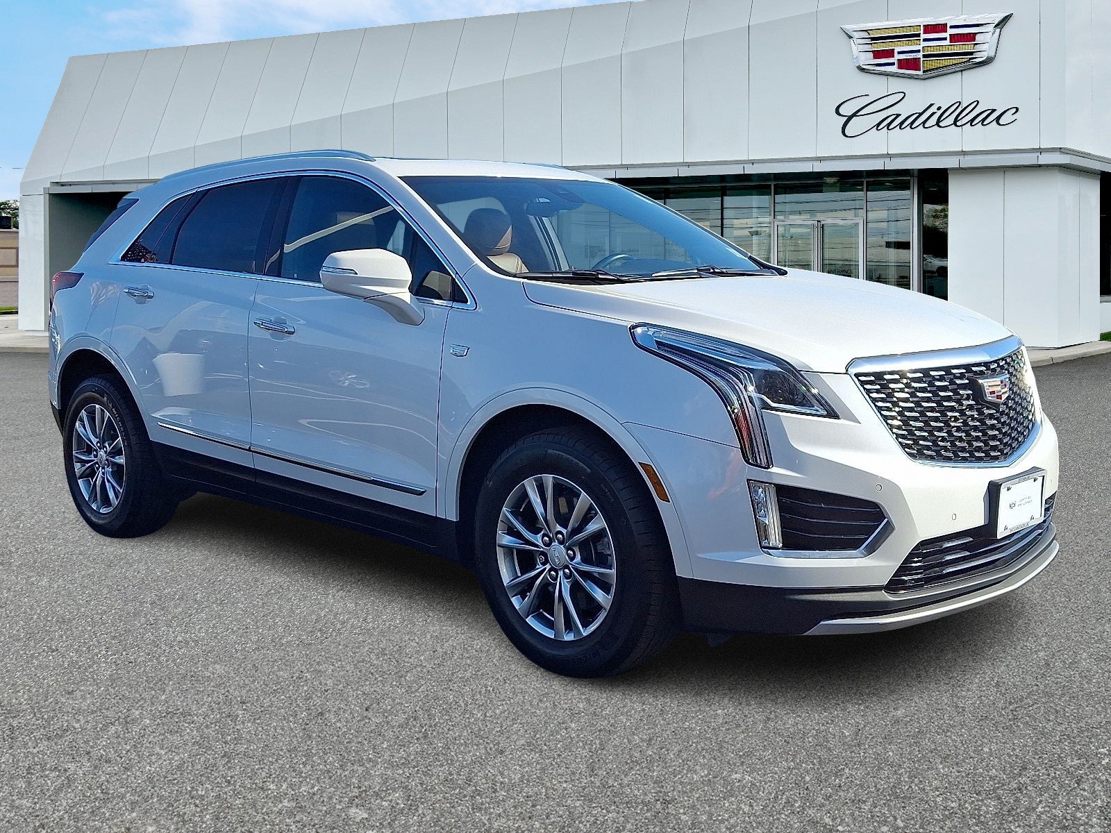 2022 Cadillac XT5 Premium Luxury