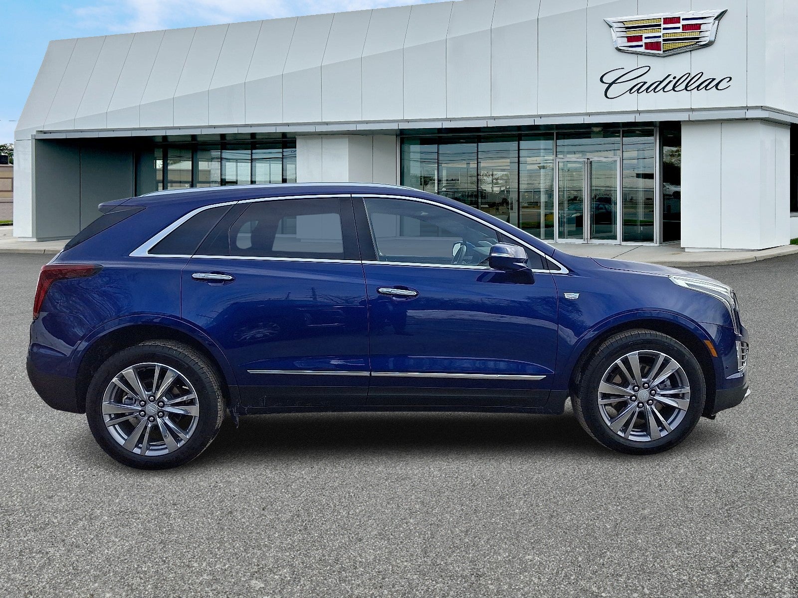 2023 Cadillac XT5 Premium Luxury