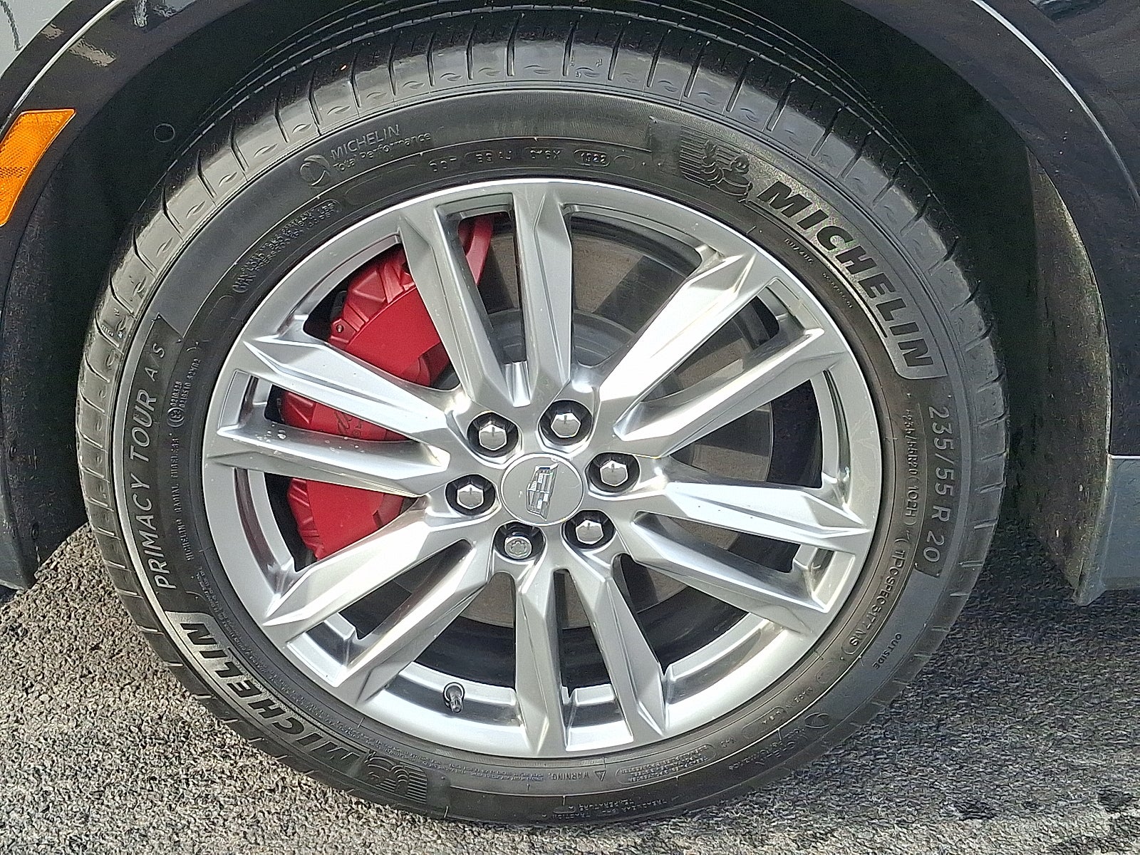 2023 Cadillac XT5 Sport