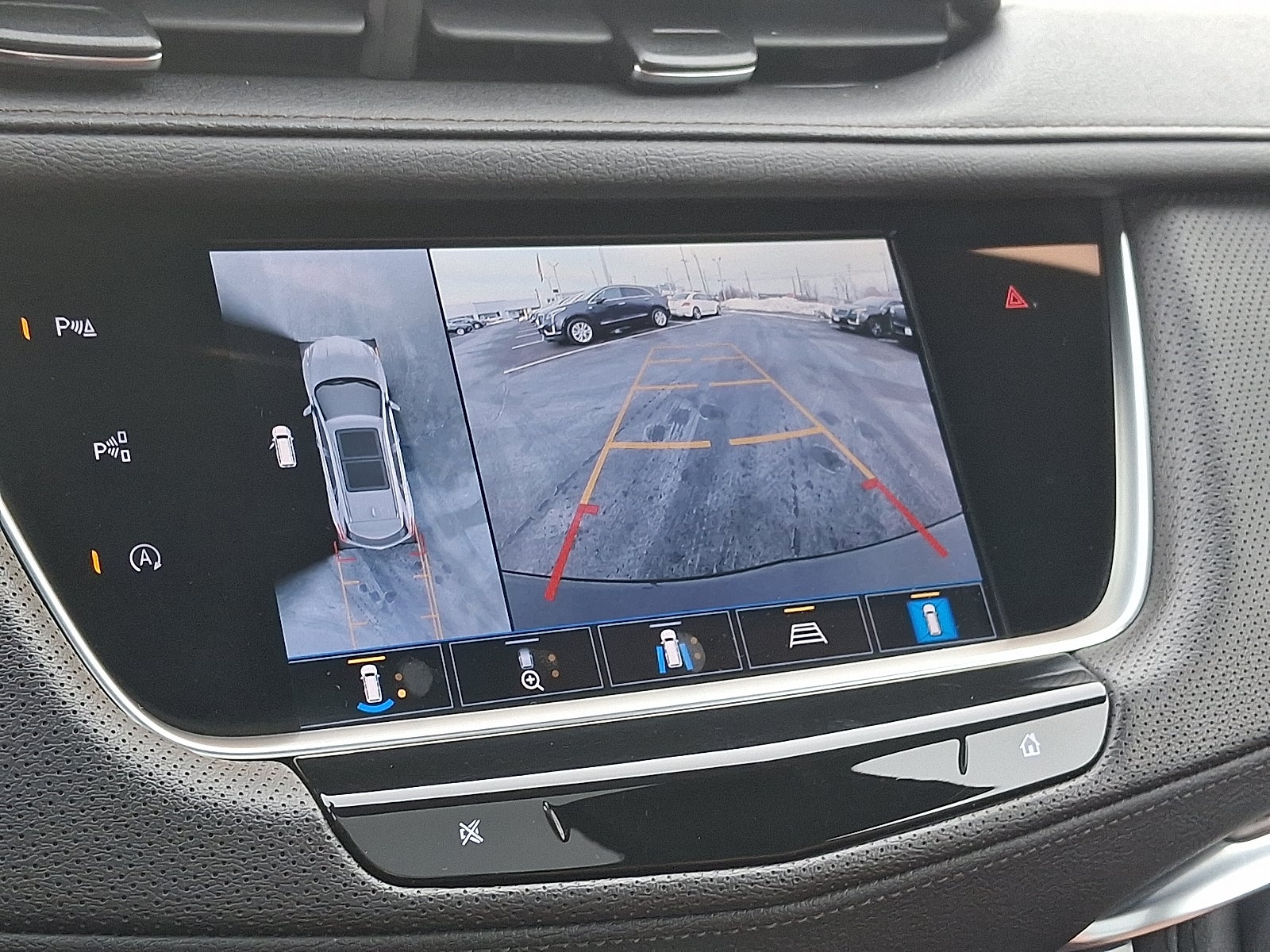 2023 Cadillac XT5 Sport