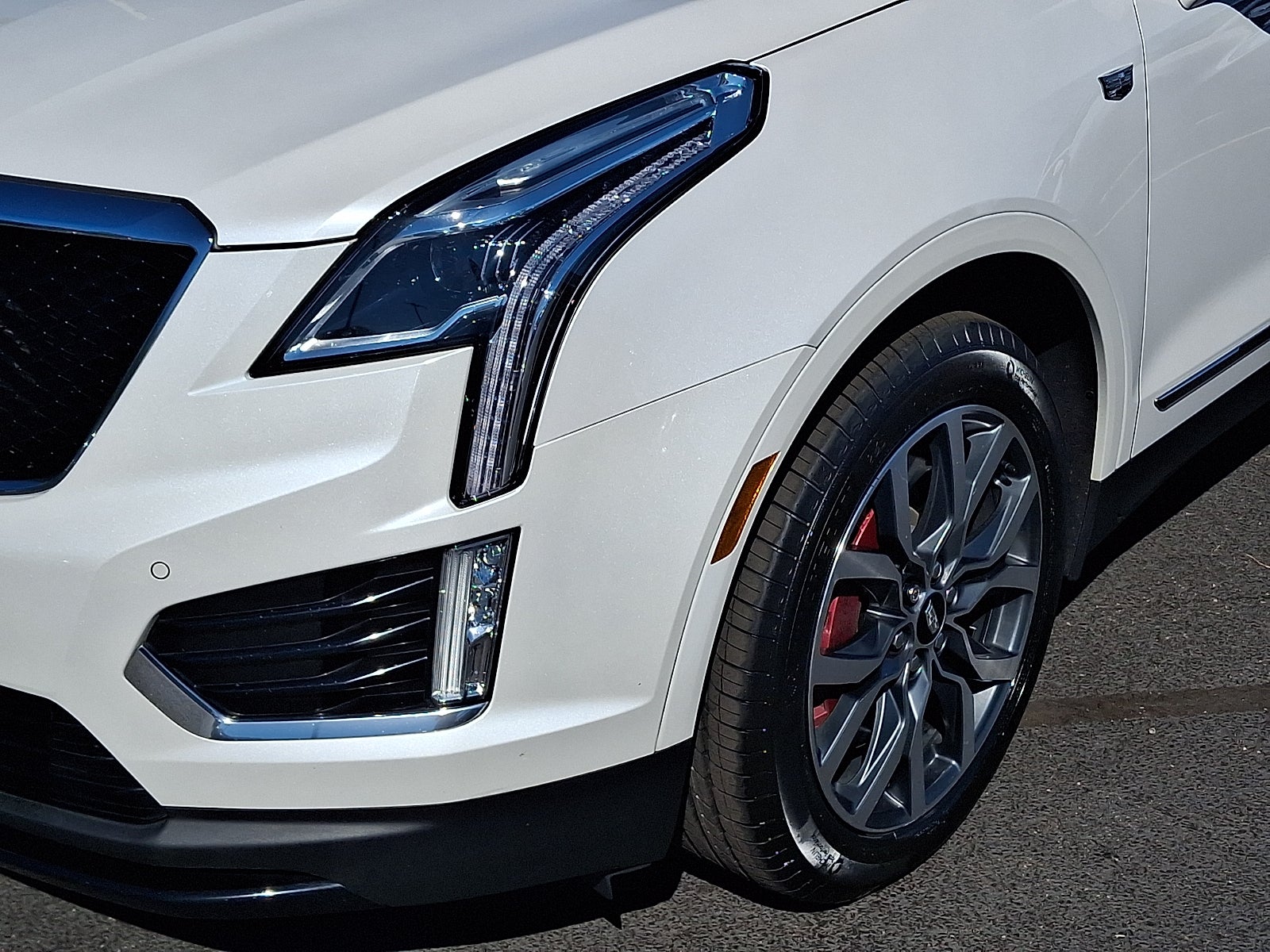 2023 Cadillac XT5 AWD Sport