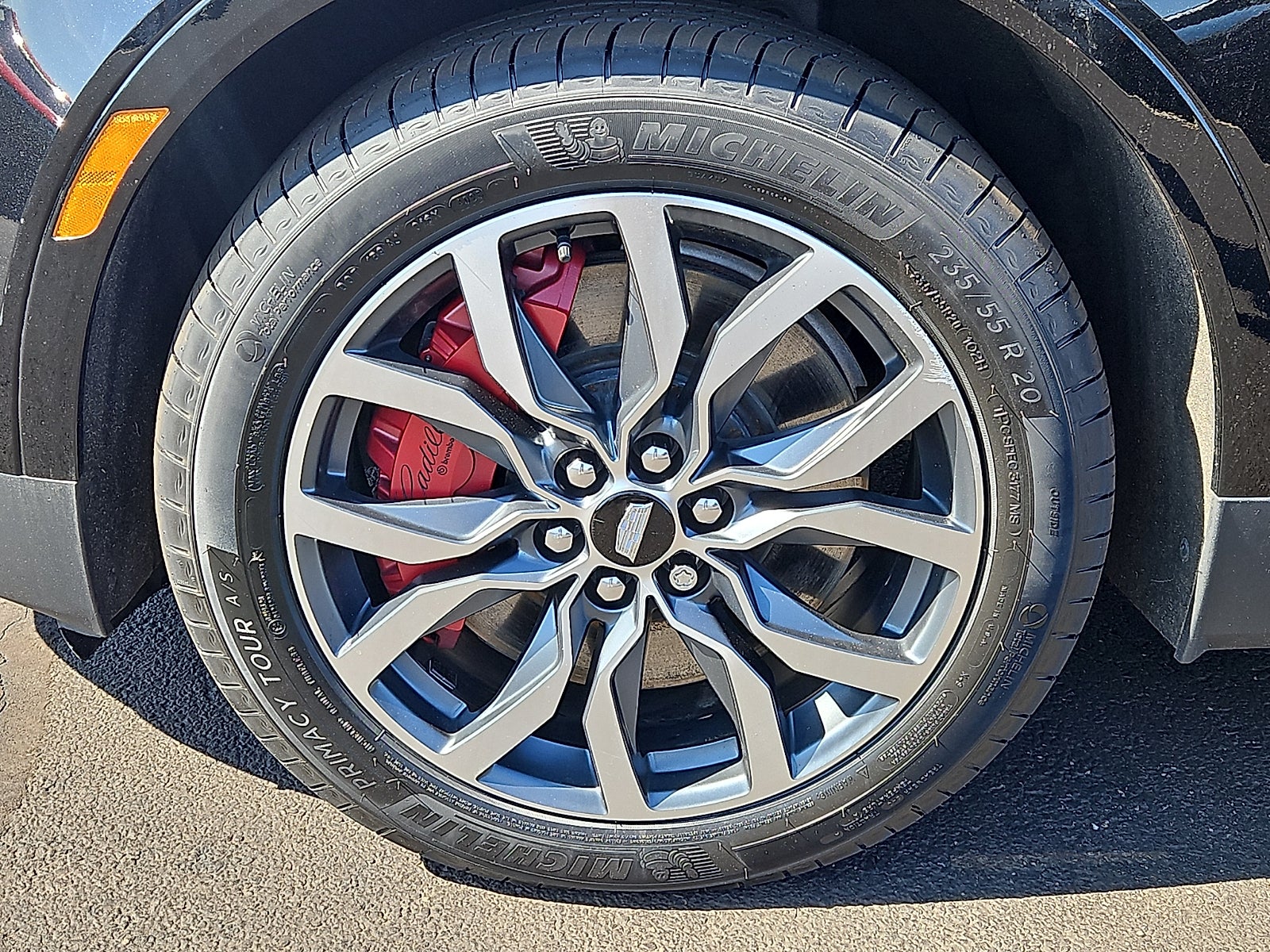 2023 Cadillac XT5 Sport