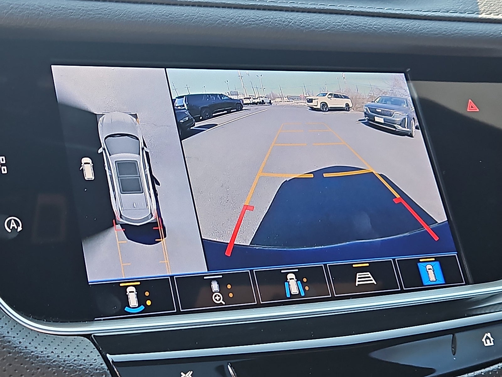 2023 Cadillac XT5 Sport