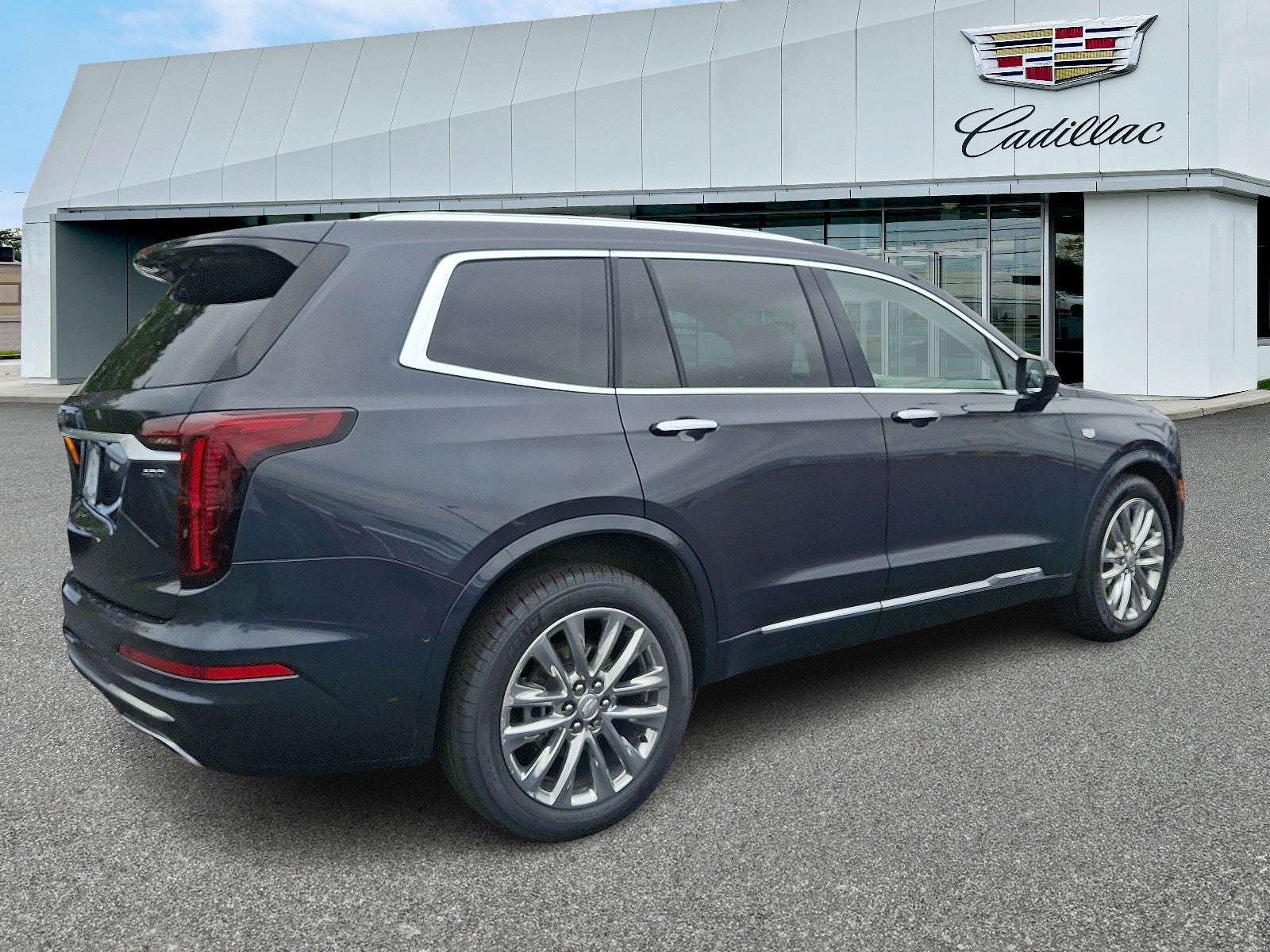 2023 Cadillac XT6 Premium Luxury
