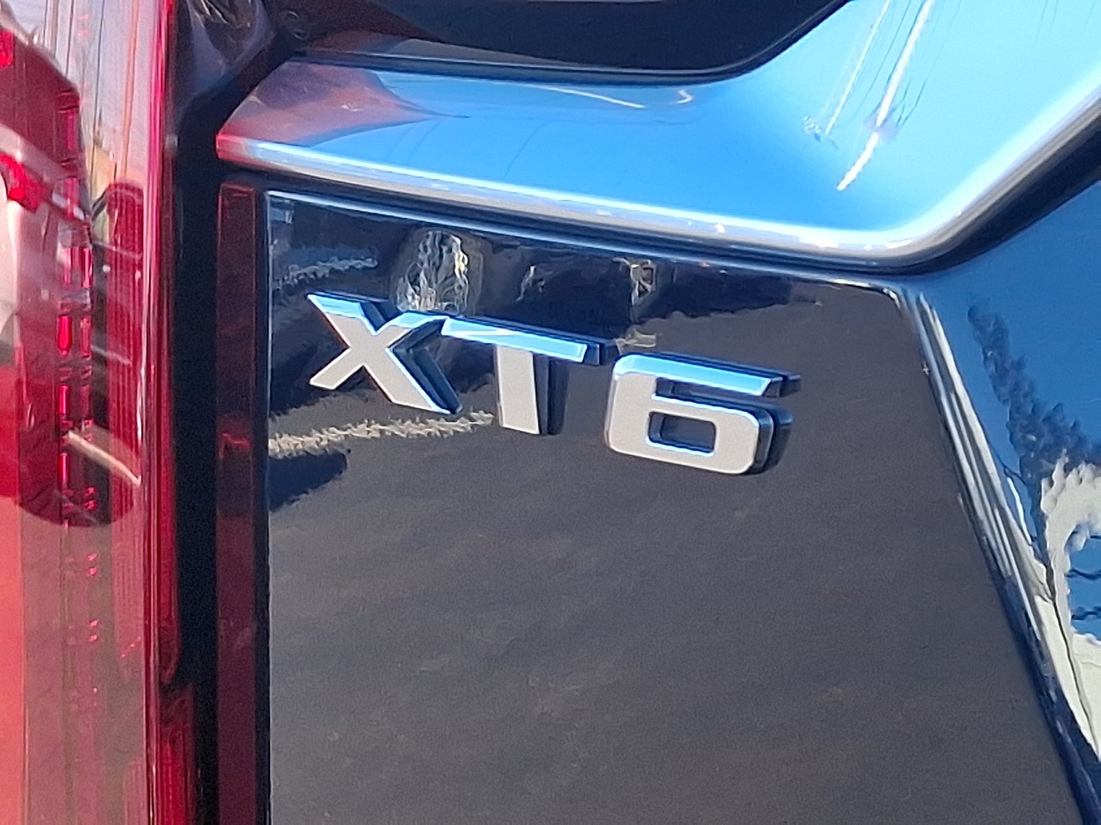 2022 Cadillac XT6 Premium Luxury