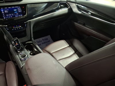 2023 Cadillac XT6 Premium Luxury