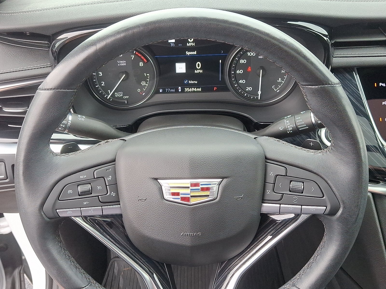 2023 Cadillac XT6 Premium Luxury