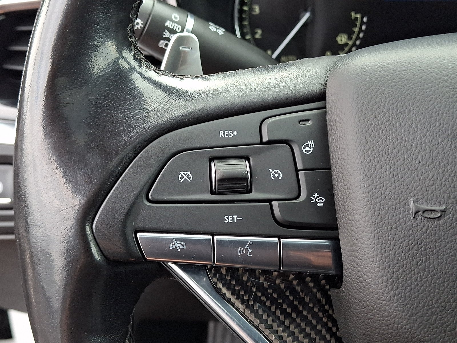 2023 Cadillac XT6 Sport