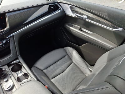 2024 Cadillac XT6 Sport