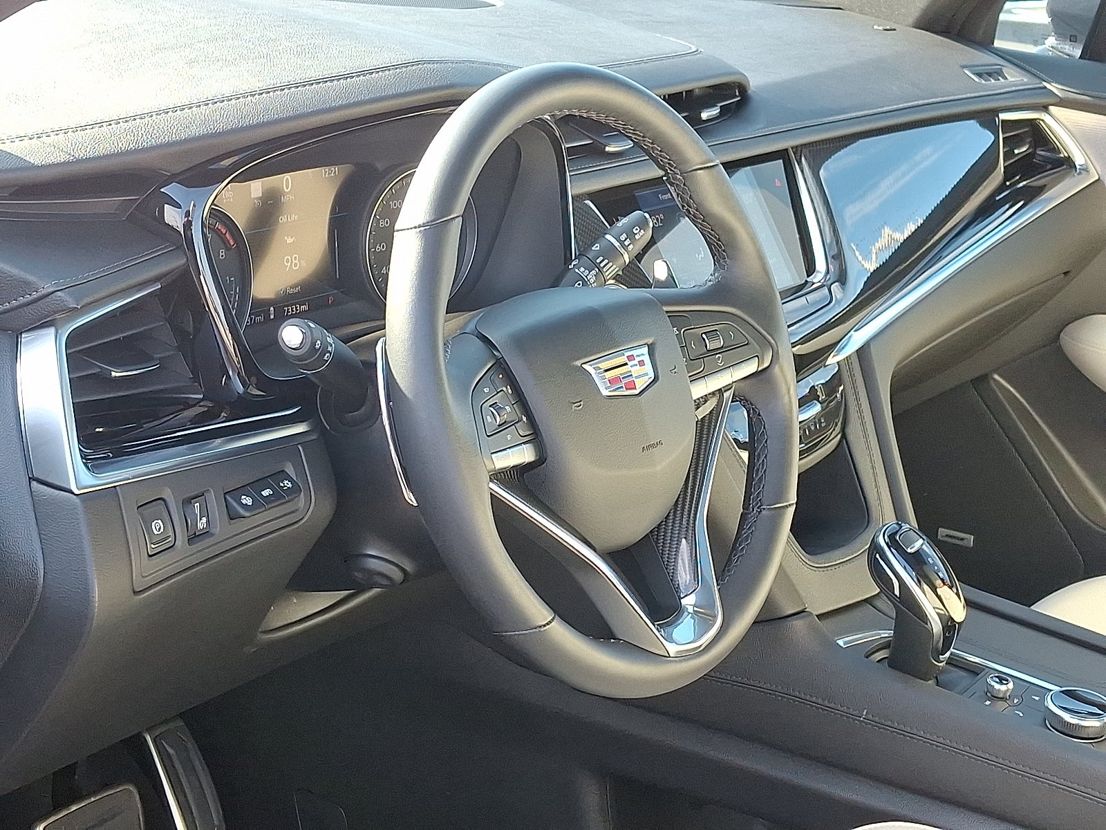 2025 Cadillac XT6 Sport