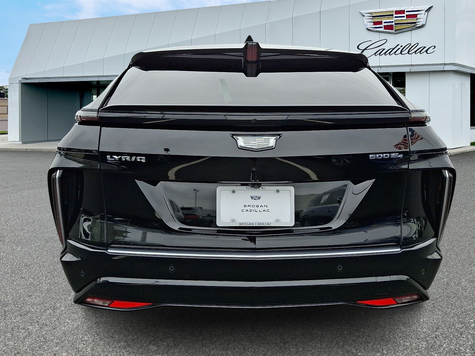 2024 Cadillac LYRIQ Tech