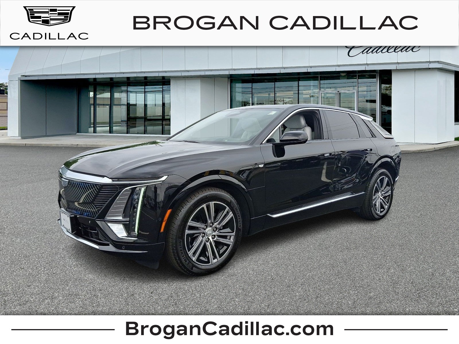 2025 Cadillac LYRIQ Luxury 1