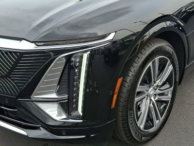 2025 Cadillac LYRIQ Luxury 1