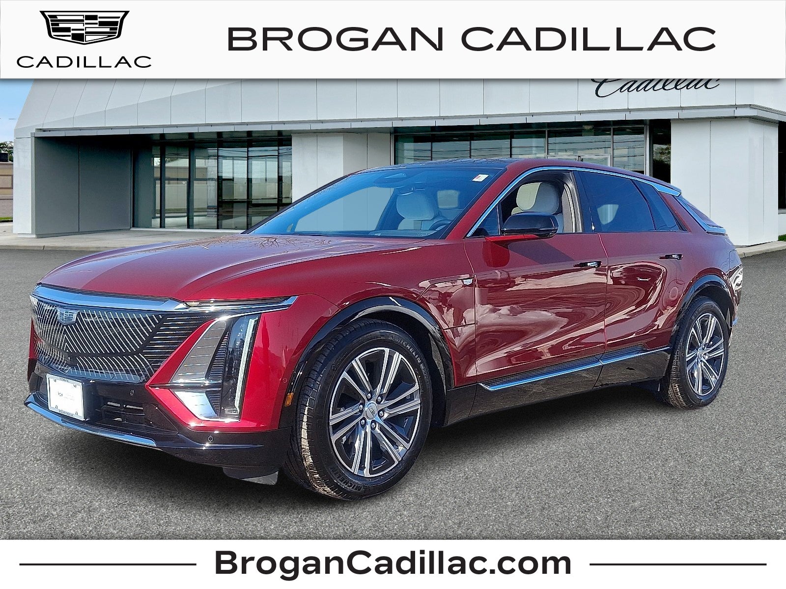 2024 Cadillac LYRIQ Luxury 1