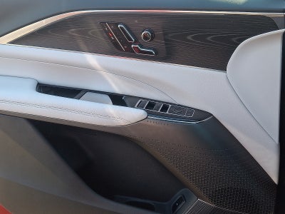 2024 Cadillac LYRIQ Luxury 1