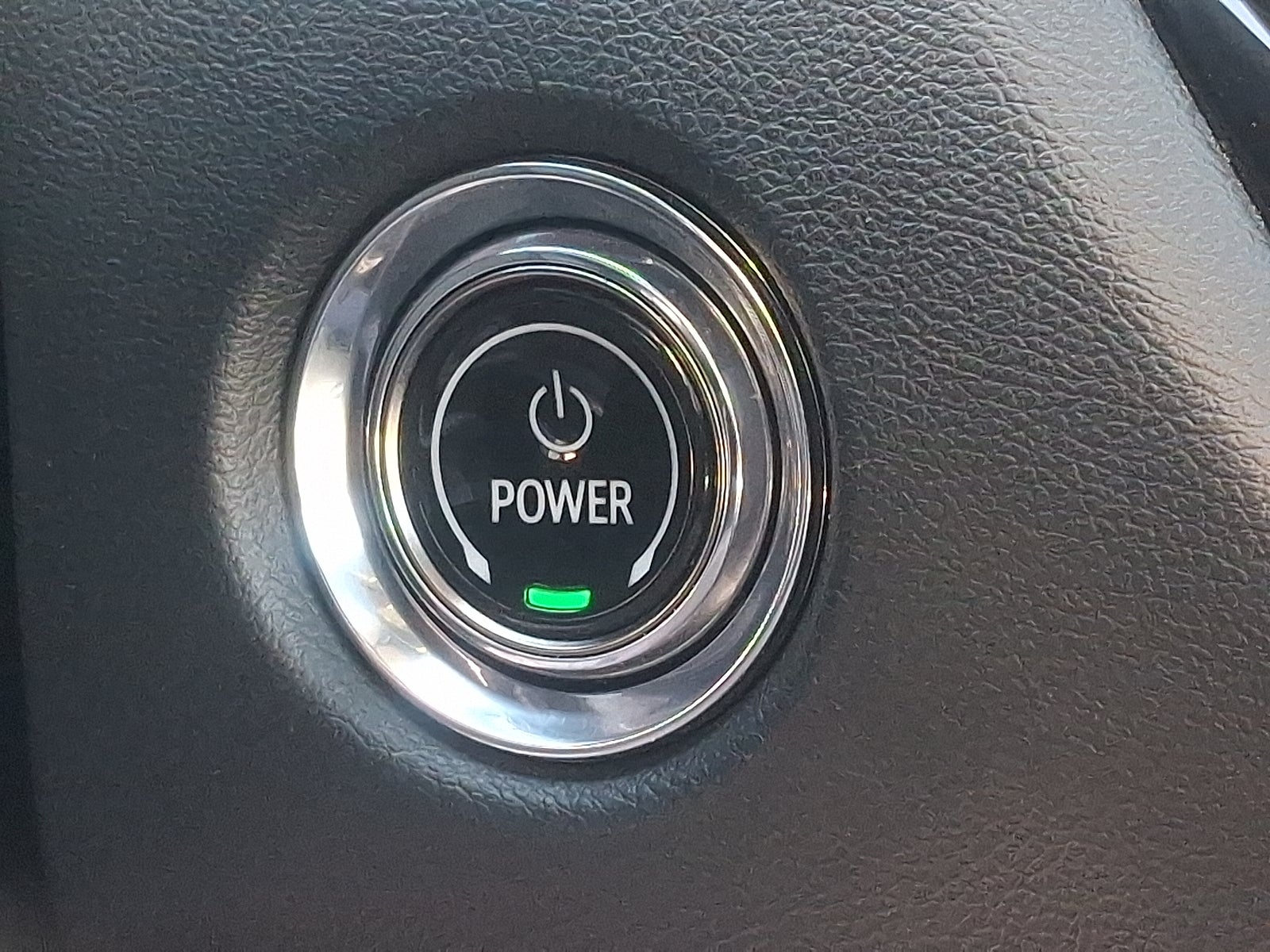 2024 Cadillac LYRIQ Luxury 1