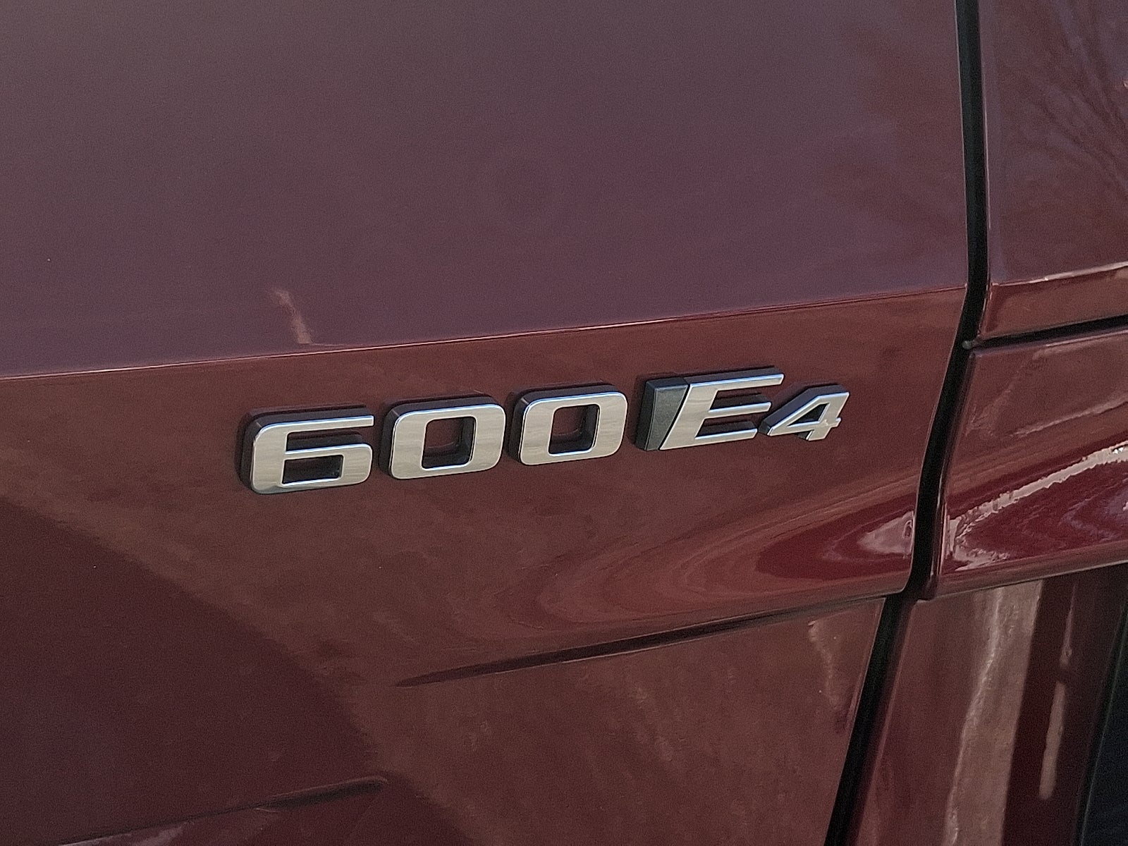 2024 Cadillac LYRIQ Luxury 1