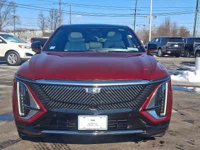 2024 Cadillac LYRIQ Luxury 1