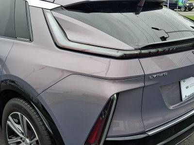 2024 Cadillac LYRIQ Luxury 1