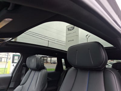 2024 Cadillac LYRIQ Luxury 1