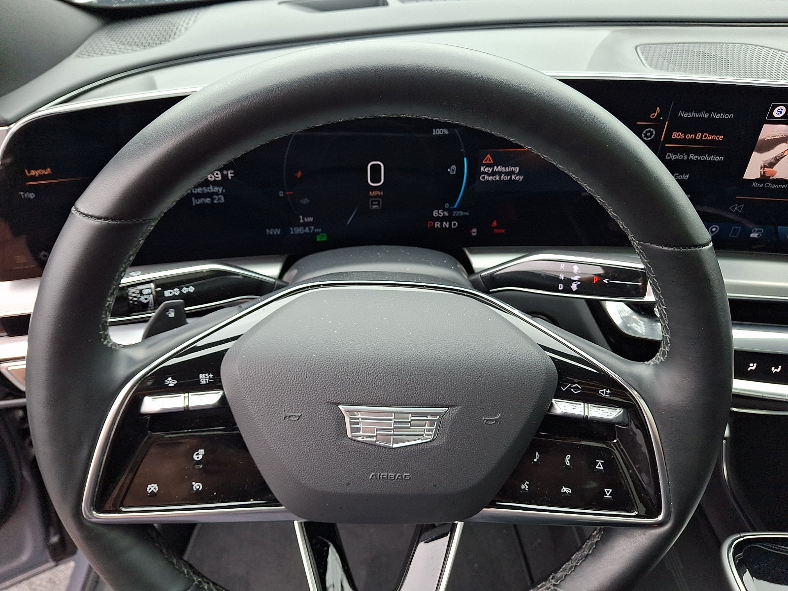 2024 Cadillac LYRIQ Luxury 1