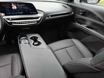 2024 Cadillac LYRIQ Luxury 1
