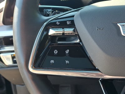 2024 Cadillac LYRIQ Luxury 2