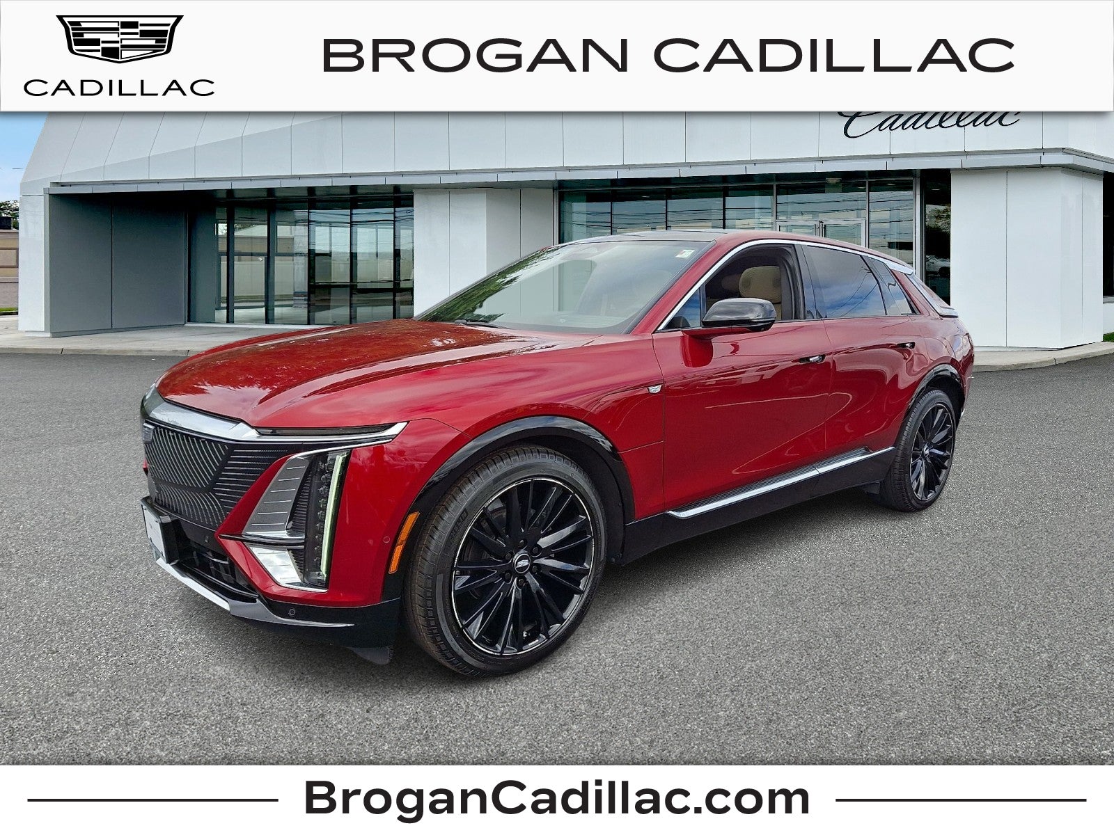 2024 Cadillac LYRIQ Luxury 3