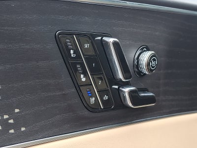 2024 Cadillac LYRIQ Luxury 3